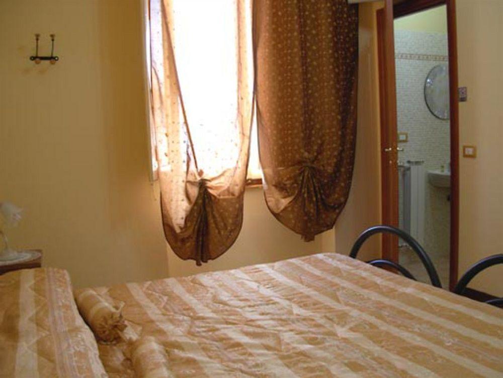 Soggiorno Karaba Florencia Exterior foto